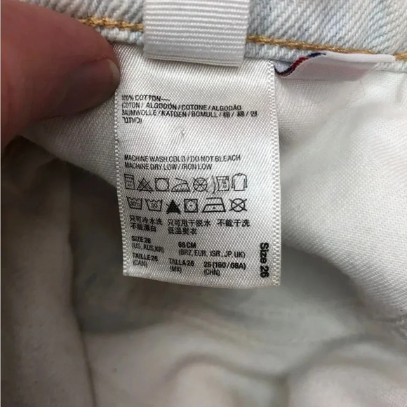 American Apparel High-Waisted Jean Shorts | Light Wash |  Size 26 - Picture 5 of 6